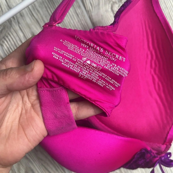Victoria's Secret Very Sexy Push Up Bra Hot Pink 34C - Picture 2 of 4